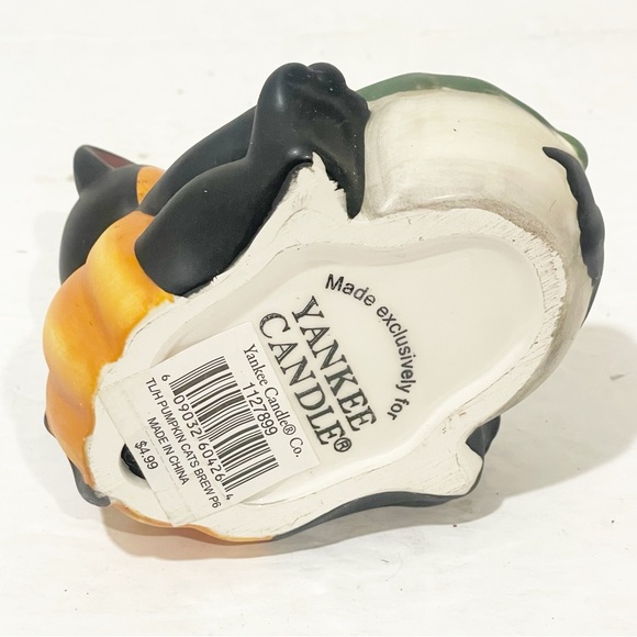 Yankee Candle Black Bat Pumpkin Halloween Tealight Holder NEW‎ - Picture 3 of 3